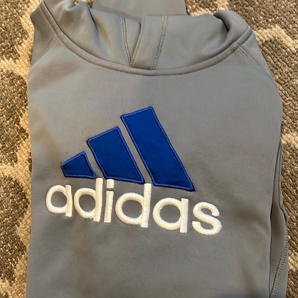 Adidas Sweatshirt